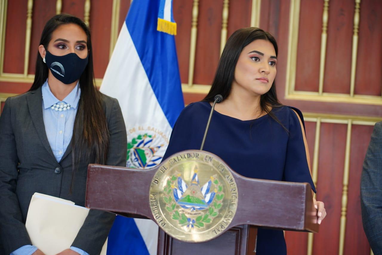 Alexia Rivas: No nos va a temblar la mano para señalar a los culpables del saqueo público alexia-rivas-no-nos-va-a-temblar-la-mano-para-senalar-a-los-culpables-del-saqueo-publico